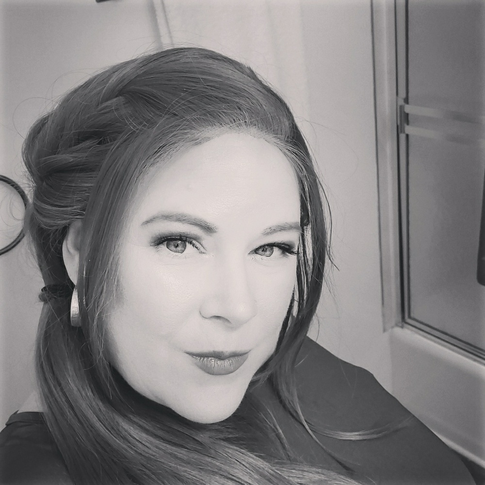 Meet your Posher, Gina